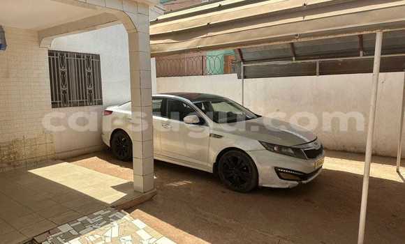 Acheter Occasion Voiture Kia Optima Blanc à Bogande, Gnagna Acheter Occasion Voiture Kia Optima Blanc à Bogande, Gnagna