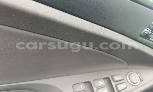 Sayi Na hannu Hyundai Sonata Black Mota in Bekuy a Houet Sayi Na hannu Hyundai Sonata Black Mota in Bekuy a Houet