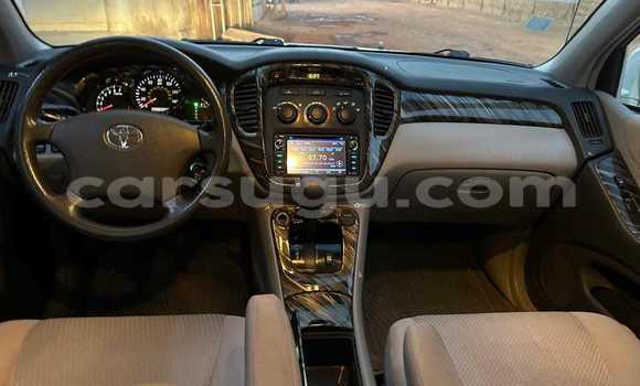 Sayi Na hannu Toyota Highlander Sauran Mota in Bobo Dioulasso a Burkina Faso Sayi Na hannu Toyota Highlander Sauran Mota in Bobo Dioulasso a Burkina Faso