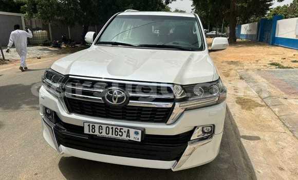 Sayi Na hannu Toyota Land Cruiser White Mota in Bousse a Kourweogo Sayi Na hannu Toyota Land Cruiser White Mota in Bousse a Kourweogo
