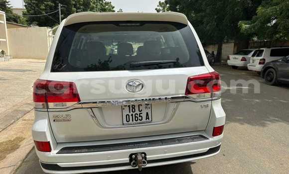 Sayi Na hannu Toyota Land Cruiser White Mota in Bousse a Kourweogo Sayi Na hannu Toyota Land Cruiser White Mota in Bousse a Kourweogo