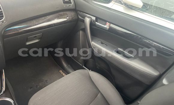 Acheter Neuf Voiture Kia Sorento Marron à Ouagadougou, Burkina-Faso Acheter Neuf Voiture Kia Sorento Marron à Ouagadougou, Burkina-Faso