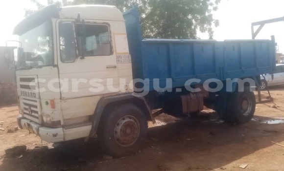 Sayi Na hannu Scania Irizar White Babbar mota in Ouagadougou a Burkina Faso Sayi Na hannu Scania Irizar White Babbar mota in Ouagadougou a Burkina Faso