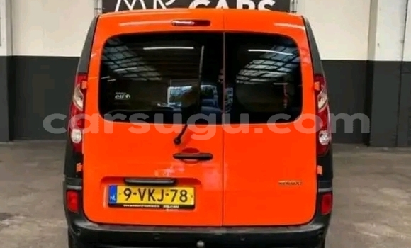 Sayi Na hannu Renault Kangoo Red Mota in Ouagadougou a Burkina Faso Sayi Na hannu Renault Kangoo Red Mota in Ouagadougou a Burkina Faso