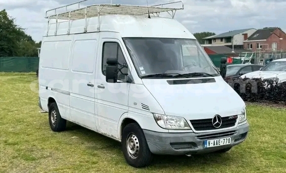 Buy Used Mercedes-Benz S-klasse AMG White Car in Ouagadougou in Burkina Faso Buy Used Mercedes-Benz S-klasse AMG White Car in Ouagadougou in Burkina Faso