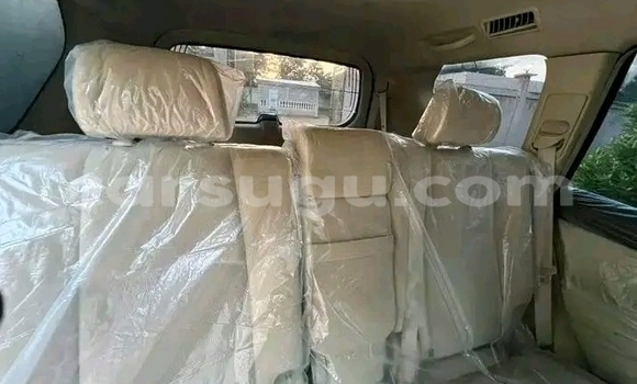 Sayi Na hannu Toyota Land Cruiser Prado White Mota in Kampti a Poni Sayi Na hannu Toyota Land Cruiser Prado White Mota in Kampti a Poni