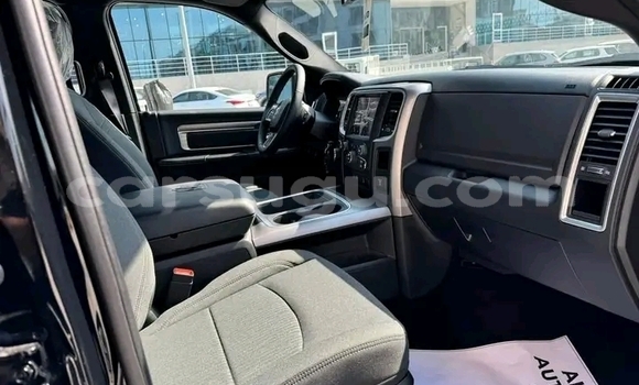 Sayi Na hannu UAZ Hunter Black Mota in Orodara a Kenedougou Sayi Na hannu UAZ Hunter Black Mota in Orodara a Kenedougou