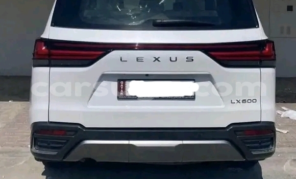 Sayi Na hannu Lexus LX 450 White Mota in Ouagadougou a Burkina Faso Sayi Na hannu Lexus LX 450 White Mota in Ouagadougou a Burkina Faso