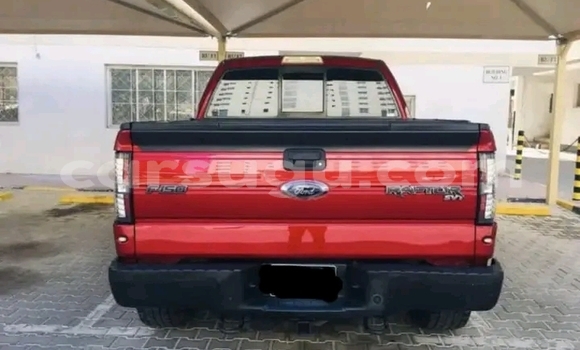 Sayi Na hannu Ford F–150 Red Mota in Ouagadougou a Burkina Faso Sayi Na hannu Ford F–150 Red Mota in Ouagadougou a Burkina Faso