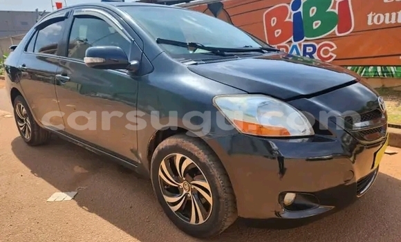 Sayi Na hannu Toyota Yaris Black Mota in Boulsa a Namentenga Sayi Na hannu Toyota Yaris Black Mota in Boulsa a Namentenga