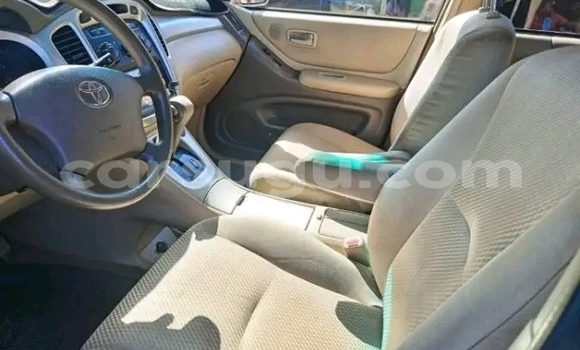 Sayi Na hannu Toyota Highlander Other Mota in Ouagadougou a Burkina Faso Sayi Na hannu Toyota Highlander Other Mota in Ouagadougou a Burkina Faso