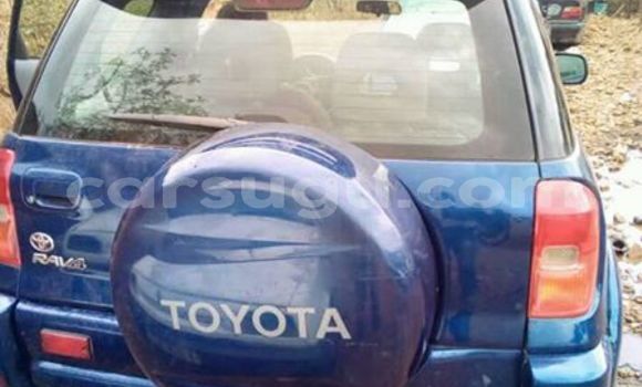 Acheter Occasion Voiture Toyota RAV4 Bleu à Ouagadougou, Burkina-Faso Acheter Occasion Voiture Toyota RAV4 Bleu à Ouagadougou, Burkina-Faso