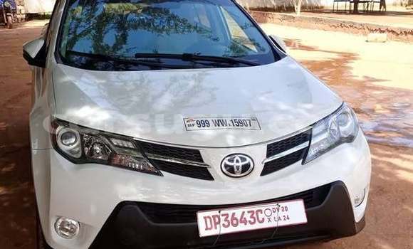Sayi Na hannu Toyota RAV4 Sauran Mota in Ouagadougou a Burkina Faso Sayi Na hannu Toyota RAV4 Sauran Mota in Ouagadougou a Burkina Faso