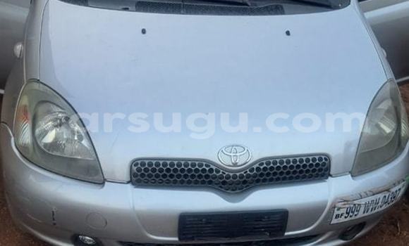 Sayi Na hannu Toyota Yaris Azurfa Mota in Ouagadougou a Burkina Faso Sayi Na hannu Toyota Yaris Azurfa Mota in Ouagadougou a Burkina Faso