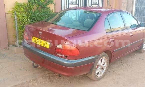 Acheter Occasion Voiture Toyota Avensis Rouge à Ouagadougou, Burkina-Faso Acheter Occasion Voiture Toyota Avensis Rouge à Ouagadougou, Burkina-Faso