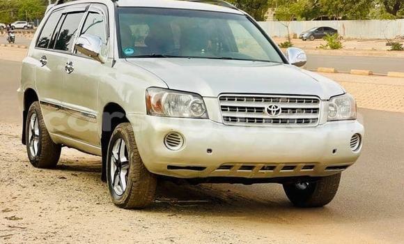 Acheter Occasion Voiture Toyota Highlander Autre à Ouagadougou, Burkina-Faso Acheter Occasion Voiture Toyota Highlander Autre à Ouagadougou, Burkina-Faso