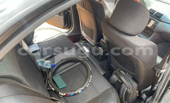 Sayi Na hannu BMW 315 Black Mota in Ouagadougou a Burkina Faso Sayi Na hannu BMW 315 Black Mota in Ouagadougou a Burkina Faso