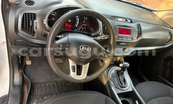 Acheter Occasion Voiture Kia Sportage Blanc à Ouagadougou, Burkina-Faso Acheter Occasion Voiture Kia Sportage Blanc à Ouagadougou, Burkina-Faso