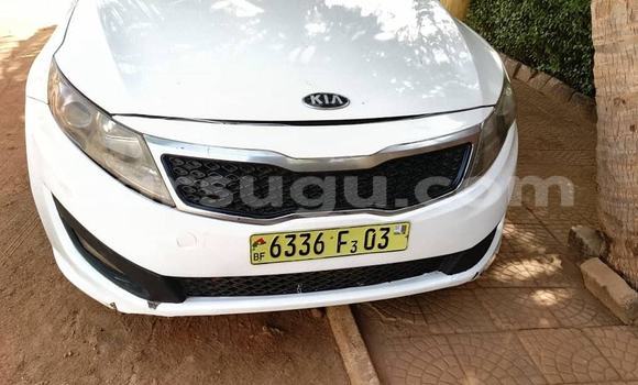 Acheter Occasion Voiture Kia Optima Blanc à Ouagadougou, Burkina-Faso
