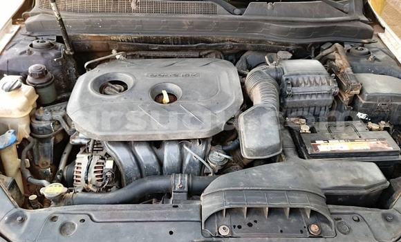 Sayi Na hannu Kia Optima White Mota in Ouagadougou a Burkina Faso Sayi Na hannu Kia Optima White Mota in Ouagadougou a Burkina Faso