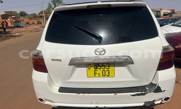 Acheter Occasion Voiture Toyota Highlander Blanc à Ouagadougou, Burkina-Faso Acheter Occasion Voiture Toyota Highlander Blanc à Ouagadougou, Burkina-Faso