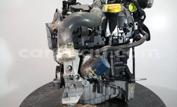 Sayi RENAULT CLIO. in Ouagadougou a Burkina Faso Sayi RENAULT CLIO. in Ouagadougou a Burkina Faso