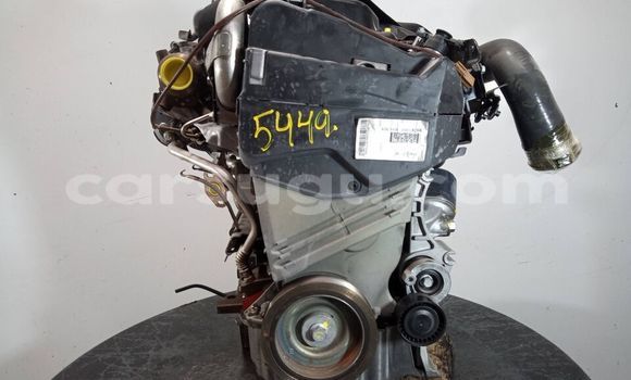 Sayi RENAULT CLIO. in Ouagadougou a Burkina Faso Sayi RENAULT CLIO. in Ouagadougou a Burkina Faso