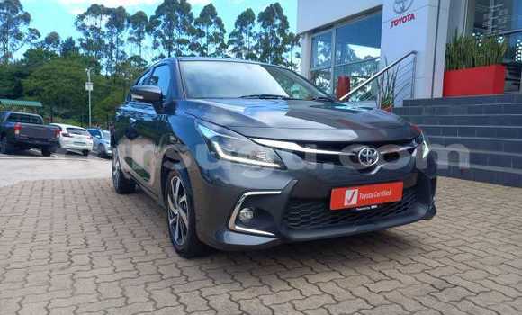 Acheter Occasion Voiture Toyota Starlet Bleu à Ouagadougou, Burkina-Faso