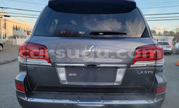Acheter Occasion Voiture Lexus LX 570 Gris à Ouagadougou, Burkina-Faso Acheter Occasion Voiture Lexus LX 570 Gris à Ouagadougou, Burkina-Faso
