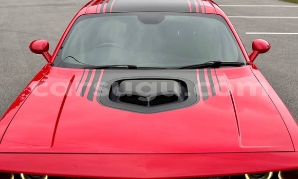 Sayi Na hannu Dodge Challenger Red Mota in Ouagadougou a Burkina Faso Sayi Na hannu Dodge Challenger Red Mota in Ouagadougou a Burkina Faso