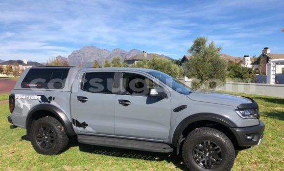 Sayi Na hannu Ford Ranger Sauran Mota in Ouagadougou a Burkina Faso Sayi Na hannu Ford Ranger Sauran Mota in Ouagadougou a Burkina Faso