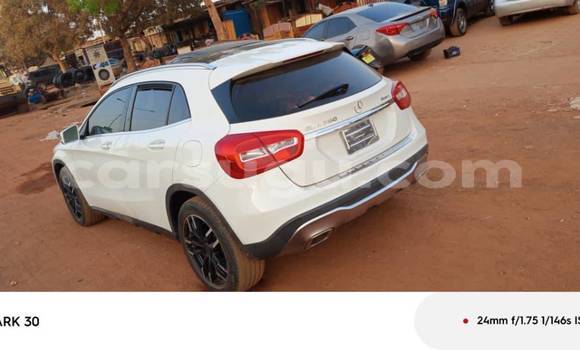 Buy Used Mercedes-Benz GLA-klasse White Car in Ouagadougou in Burkina Faso Buy Used Mercedes-Benz GLA-klasse White Car in Ouagadougou in Burkina Faso