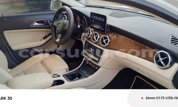 Buy Used Mercedes-Benz GLA-klasse White Car in Ouagadougou in Burkina Faso Buy Used Mercedes-Benz GLA-klasse White Car in Ouagadougou in Burkina Faso