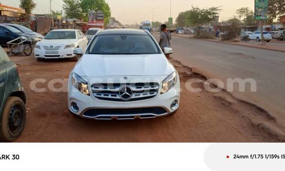 Buy Used Mercedes-Benz GLA-klasse White Car in Ouagadougou in Burkina Faso Buy Used Mercedes-Benz GLA-klasse White Car in Ouagadougou in Burkina Faso