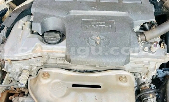 Acheter Occasion Voiture Toyota RAV4 Blanc à Ouagadougou, Burkina-Faso Acheter Occasion Voiture Toyota RAV4 Blanc à Ouagadougou, Burkina-Faso