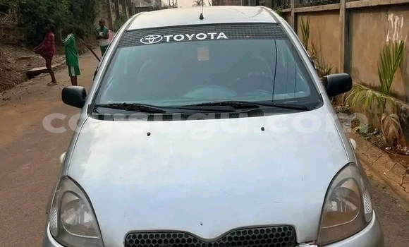 Acheter Occasion Voiture Toyota Yaris Other à Ouagadougou, Burkina-Faso Acheter Occasion Voiture Toyota Yaris Other à Ouagadougou, Burkina-Faso