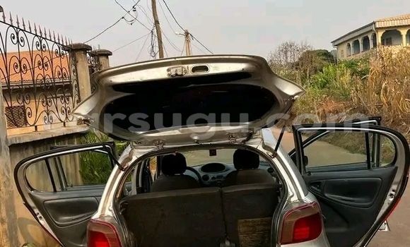 Acheter Occasion Voiture Toyota Yaris Other à Ouagadougou, Burkina-Faso Acheter Occasion Voiture Toyota Yaris Other à Ouagadougou, Burkina-Faso