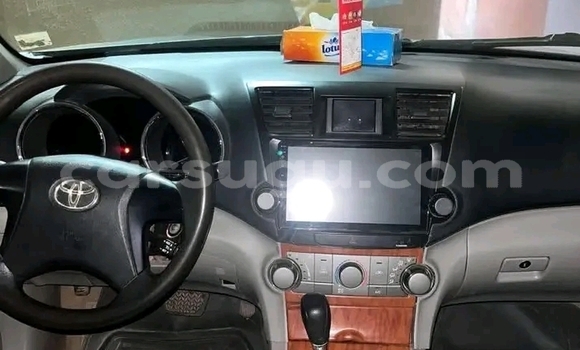 Acheter Occasion Voiture Toyota Highlander Other à Ouagadougou, Burkina-Faso Acheter Occasion Voiture Toyota Highlander Other à Ouagadougou, Burkina-Faso