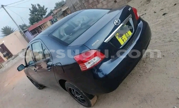 Acheter Occasion Voiture Toyota Yaris Noir à Kongoussi, Bam Acheter Occasion Voiture Toyota Yaris Noir à Kongoussi, Bam
