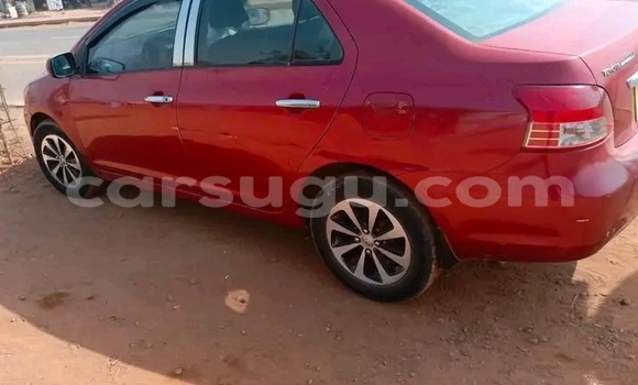 Acheter Occasion Voiture Toyota Yaris Rouge à Fada N'gourma, Burkina-Faso Acheter Occasion Voiture Toyota Yaris Rouge à Fada N'gourma, Burkina-Faso