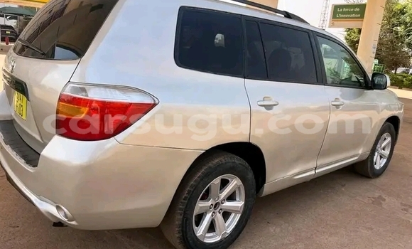 Acheter Occasion Voiture Toyota Highlander Other à Gayeri, Komandjari Acheter Occasion Voiture Toyota Highlander Other à Gayeri, Komandjari