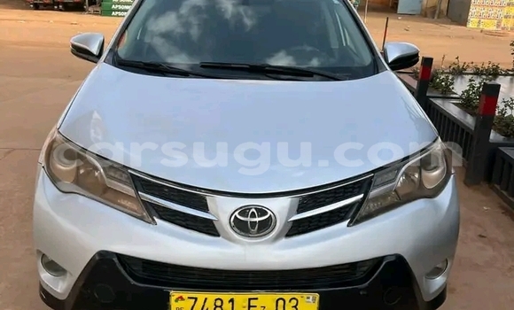 Acheter Occasion Voiture Toyota RAV4 Blanc à Garango, Boulgou Acheter Occasion Voiture Toyota RAV4 Blanc à Garango, Boulgou