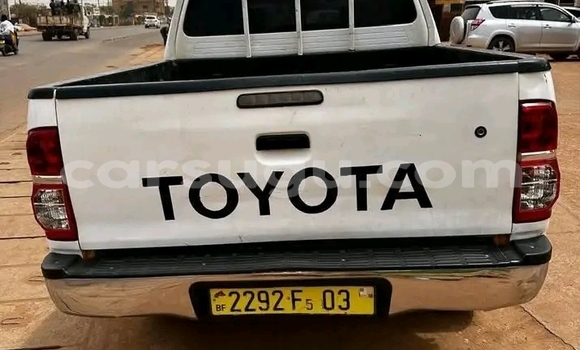 Acheter Occasion Voiture Toyota Hilux Blanc à Boulsa, Namentenga Acheter Occasion Voiture Toyota Hilux Blanc à Boulsa, Namentenga