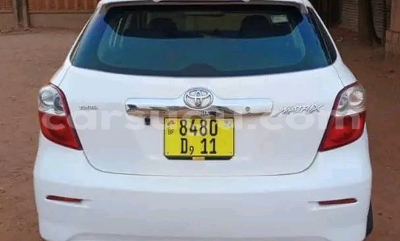 Acheter Occasion Voiture Toyota Matrix Blanc à Boromo, Bale Acheter Occasion Voiture Toyota Matrix Blanc à Boromo, Bale