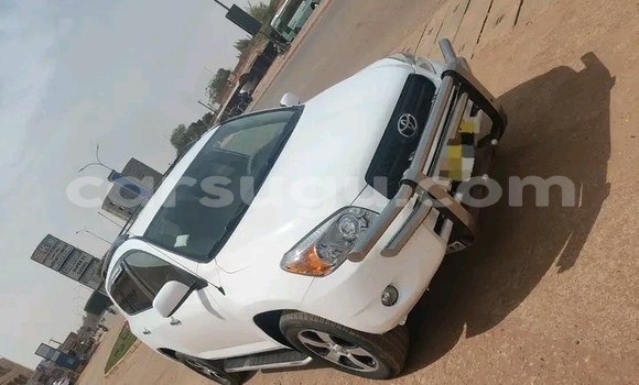 Acheter Occasion Voiture Toyota RAV4 Blanc à Boromo, Bale Acheter Occasion Voiture Toyota RAV4 Blanc à Boromo, Bale