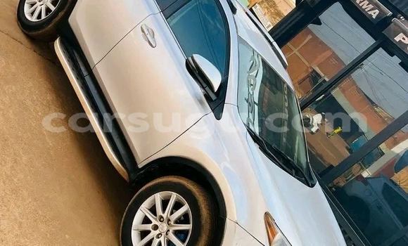 Acheter Occasion Voiture Toyota RAV4 Blanc à Ouagadougou, Burkina-Faso Acheter Occasion Voiture Toyota RAV4 Blanc à Ouagadougou, Burkina-Faso