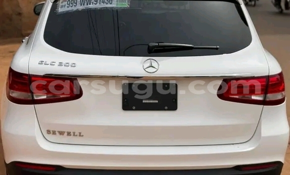 Acheter Occasion Voiture Mercedes-Benz GLC Blanc à Kombissiri, Bazega Acheter Occasion Voiture Mercedes-Benz GLC Blanc à Kombissiri, Bazega