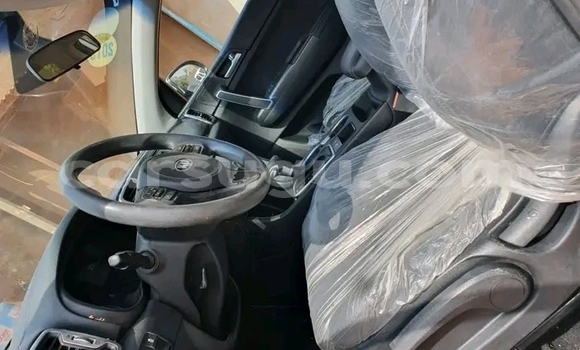 Acheter Occasion Voiture Kia Sportage Blanc à Boulsa, Namentenga Acheter Occasion Voiture Kia Sportage Blanc à Boulsa, Namentenga