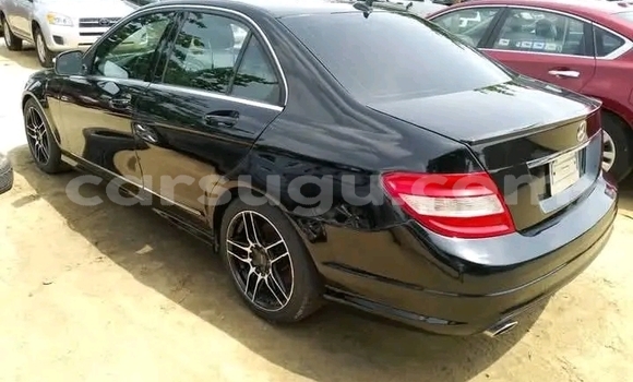 Acheter Occasion Voiture Mercedes-Benz 740Li Noir à Boulsa, Namentenga Acheter Occasion Voiture Mercedes-Benz 740Li Noir à Boulsa, Namentenga