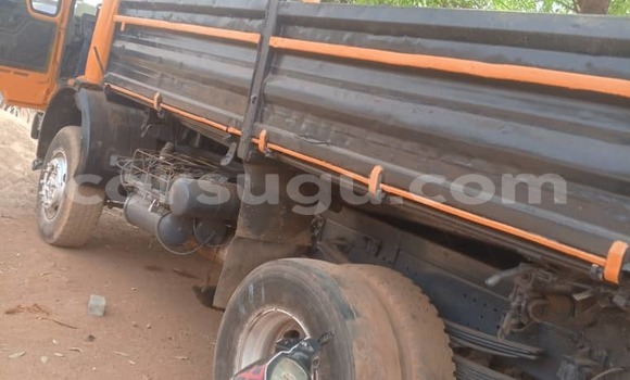 Acheter Occasion Voiture MG F Marron à Ouagadougou, Burkina-Faso Acheter Occasion Voiture MG F Marron à Ouagadougou, Burkina-Faso